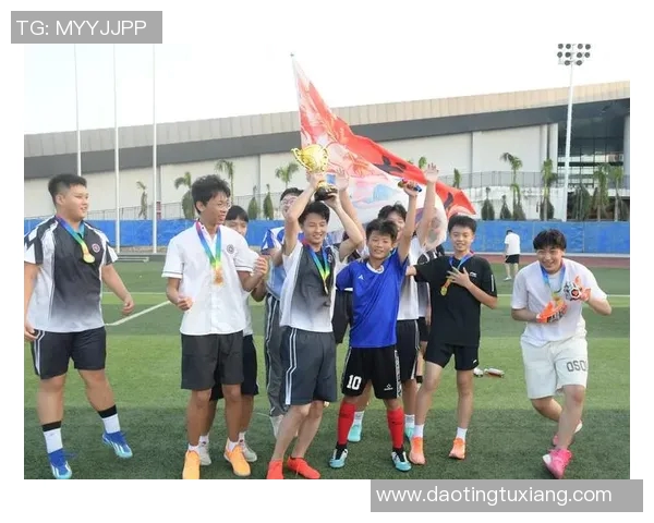 青春风暴来袭U17足球联赛激战正酣球员们展现无限潜力与激情